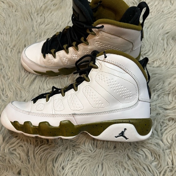 AIR JORDAN 9 RETRO BG - Big Kids - Picture 4 of 12